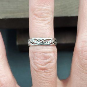 Size 4 Sterling Silver Cute Braided Wing Pattern Toe Band Ring